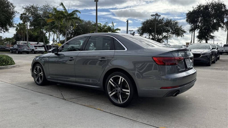 2017 Audi A4 2.0T quattro Prestige