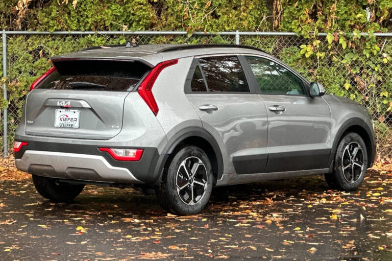 2025 Kia Niro EX