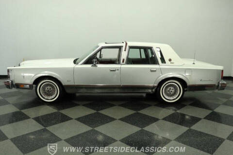 1984 Lincoln Town Car