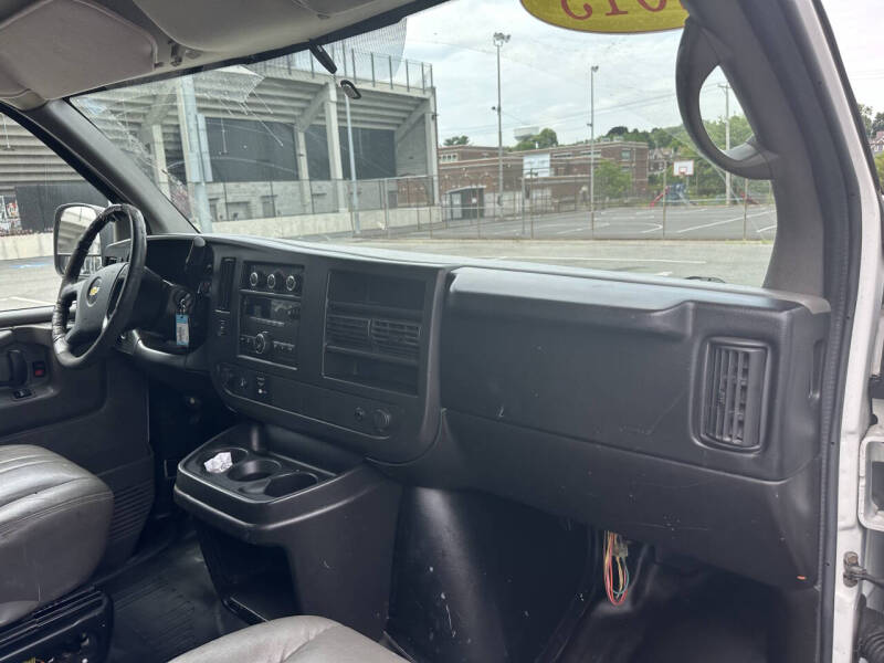 2013 Chevrolet Express 2500