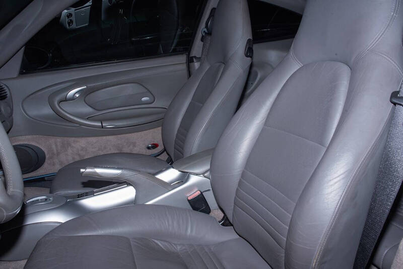 2004 Porsche 911 Carrera