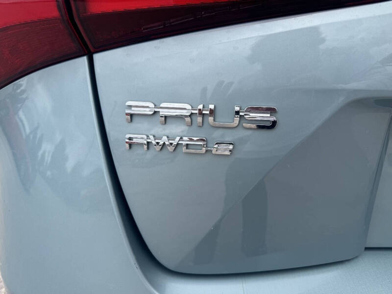 2022 Toyota Prius XLE AWD-e