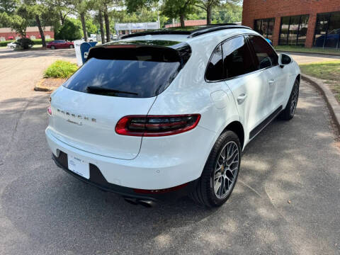 2017 Porsche Macan S