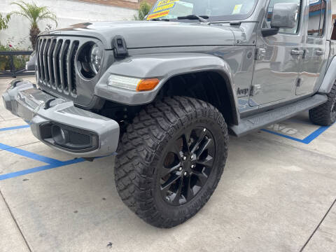 2023 Jeep Gladiator Overland