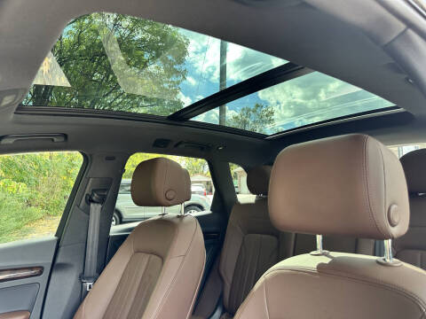 2020 Audi Q5 quattro Premium Plus 45 TFSI