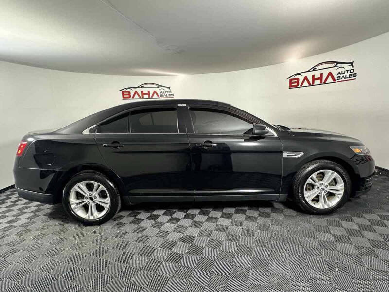 2017 Ford Taurus SEL