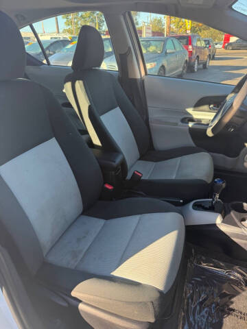 2013 Toyota Prius c Three