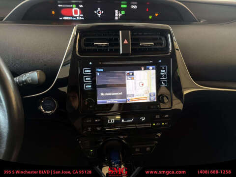 2016 Toyota Prius Three