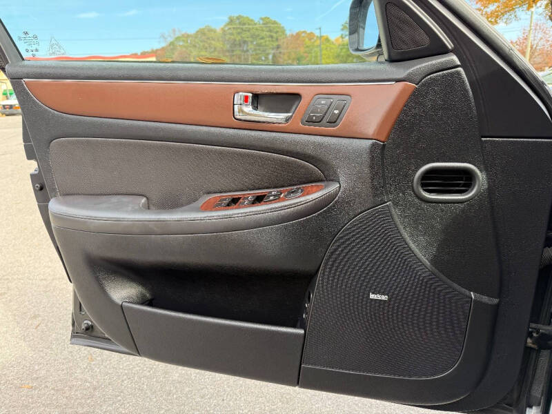 2011 Hyundai Genesis 3.8L V6