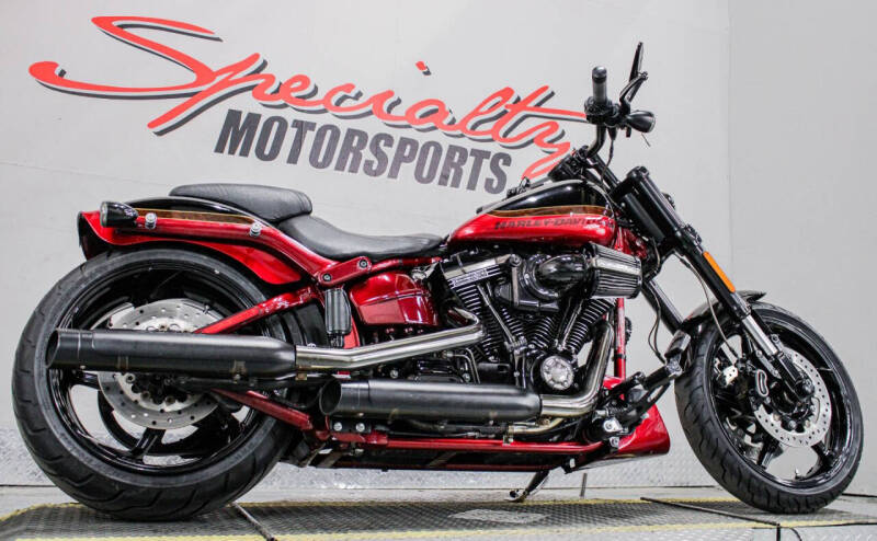 2017 Harley-Davidson CVO Pro Street Breakout