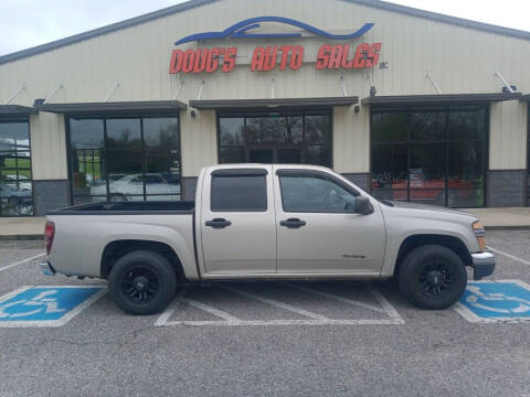 2004 Chevrolet Colorado for sale at DOUG'S AUTO SALES INC in Pleasant View TN