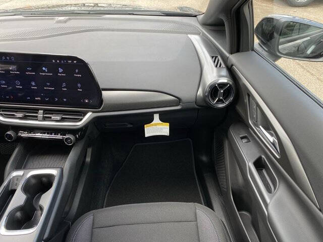 2026 Chevrolet Equinox EV LT 1