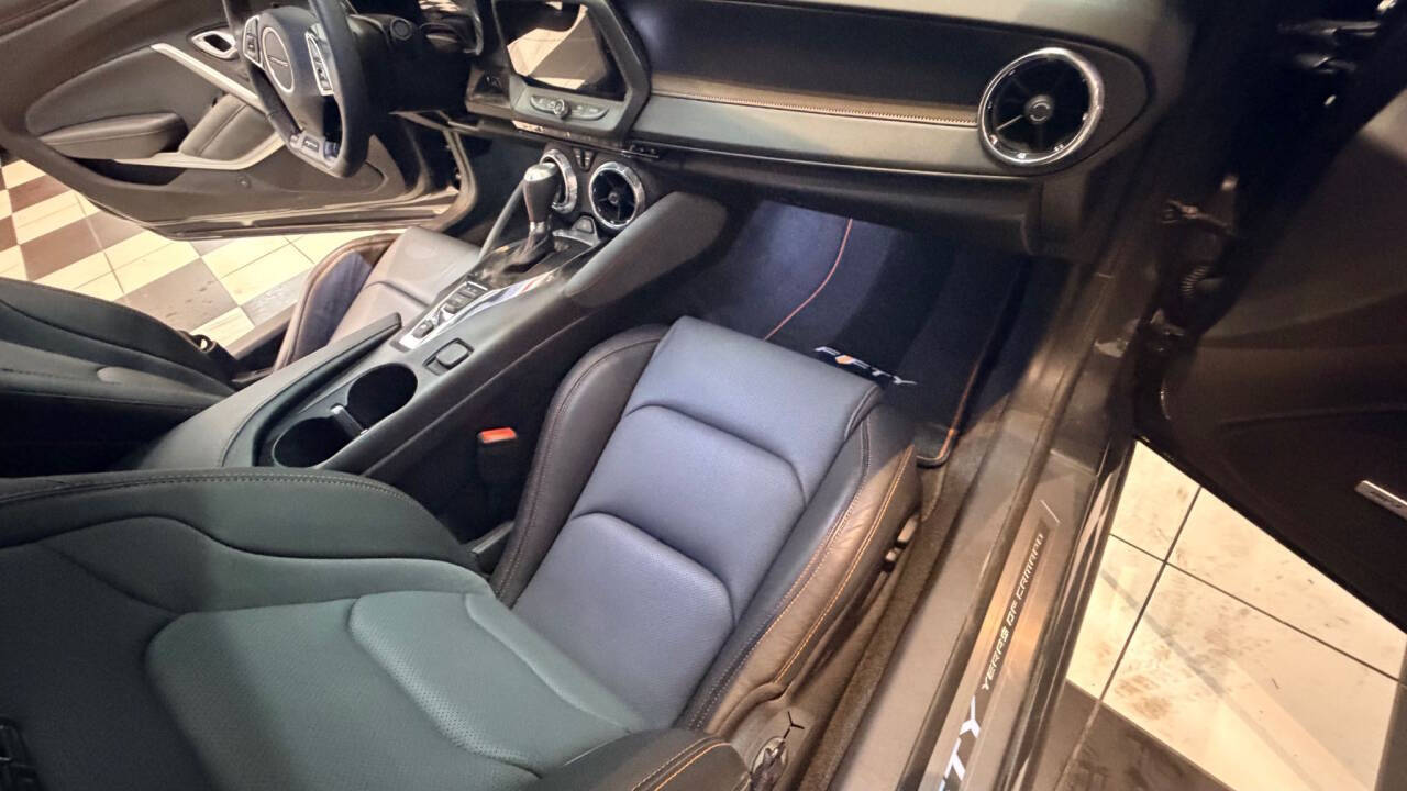 2017 Chevrolet Camaro 48