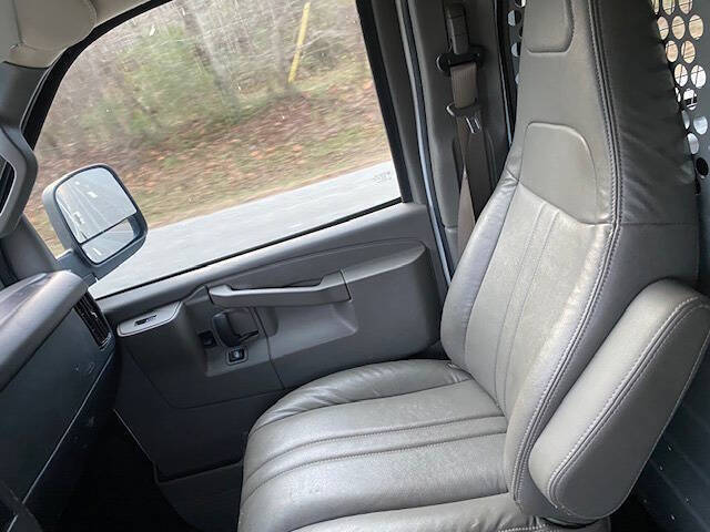 2017 GMC Savana 3500