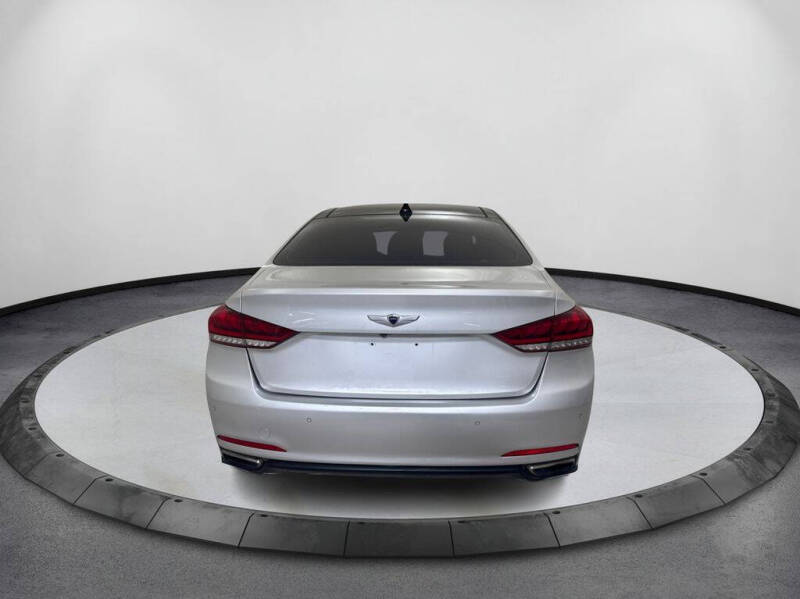 2015 Hyundai Genesis