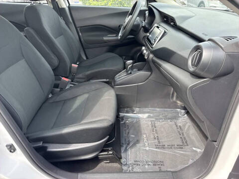 2024 Nissan Kicks S