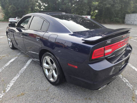 2014 Dodge Charger SXT Plus