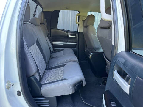 2014 Toyota Tundra SR5