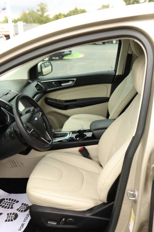 2018 Ford Edge Titanium