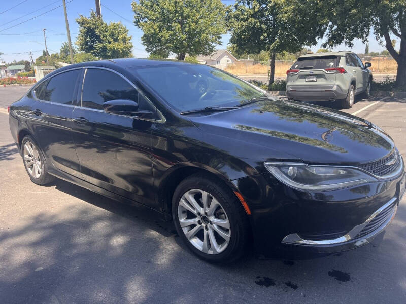 2015 Chrysler 200 Limited