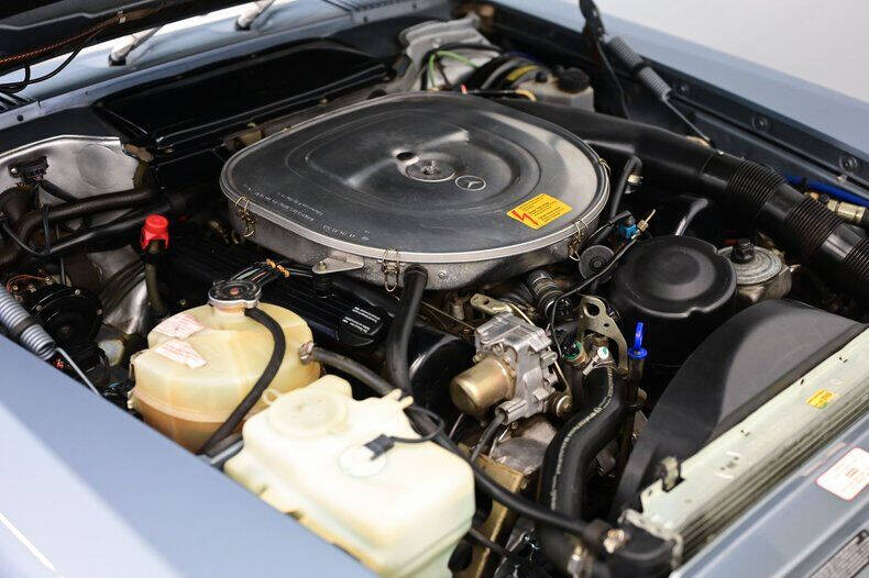 1986 Mercedes-Benz 560-Class 560 SL