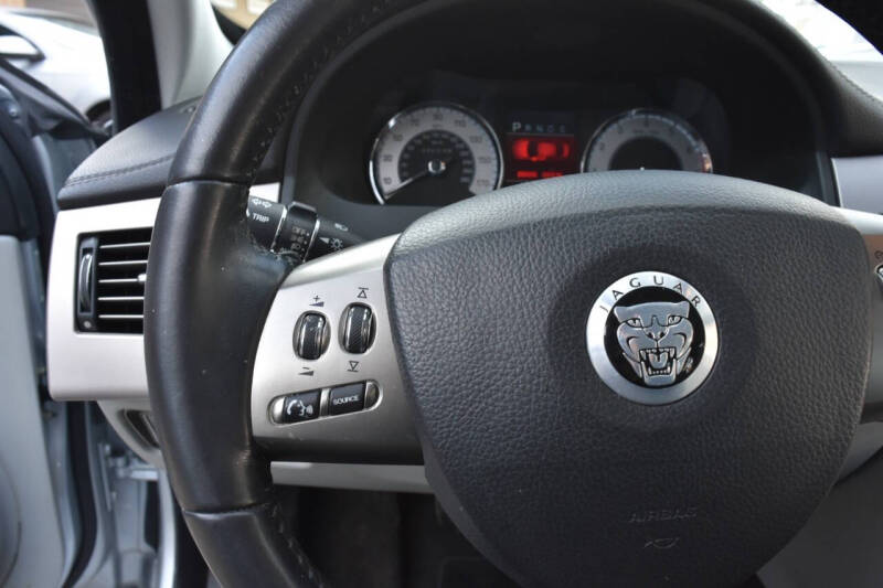 2009 Jaguar XF Luxury