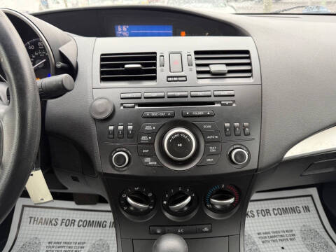 2013 Mazda MAZDA3 i SV