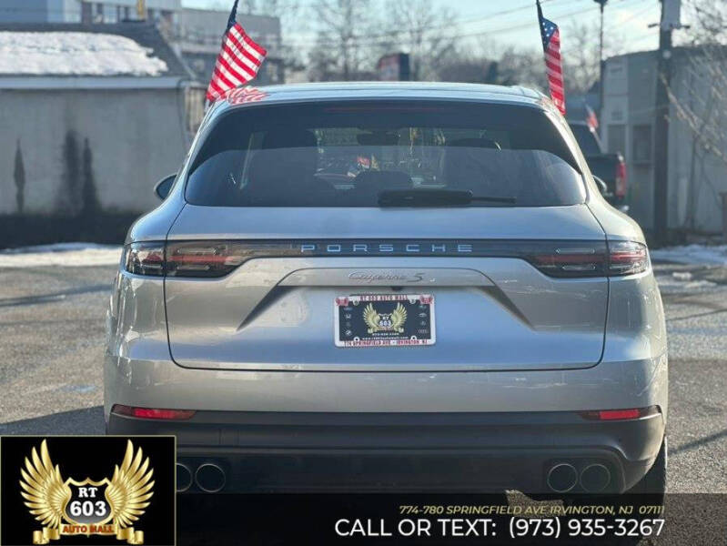 2020 Porsche Cayenne S