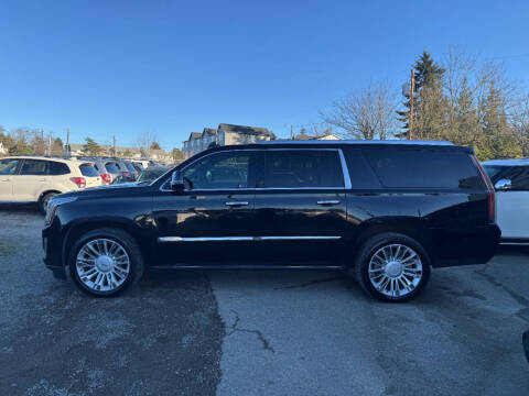 2016 Cadillac Escalade ESV Platinum