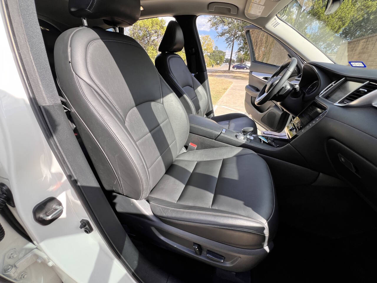 Used Car 2020 Infiniti Qx50  Luxe 4dr Crossover For Sale Under $20,000 In Austin, Texas