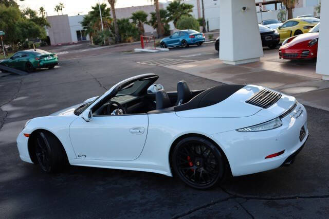 2015 Porsche 911 Carrera GTS