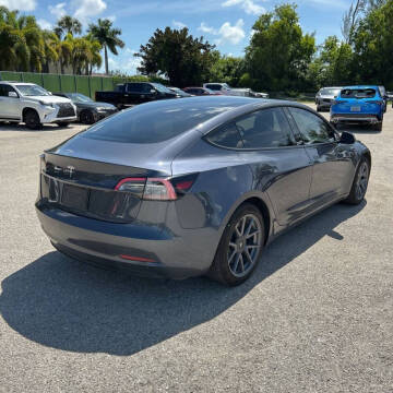 2021 Tesla Model 3 Standard Range Plus