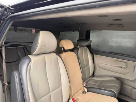 2017 Kia Sedona LX