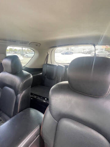 2017 Nissan Armada Platinum