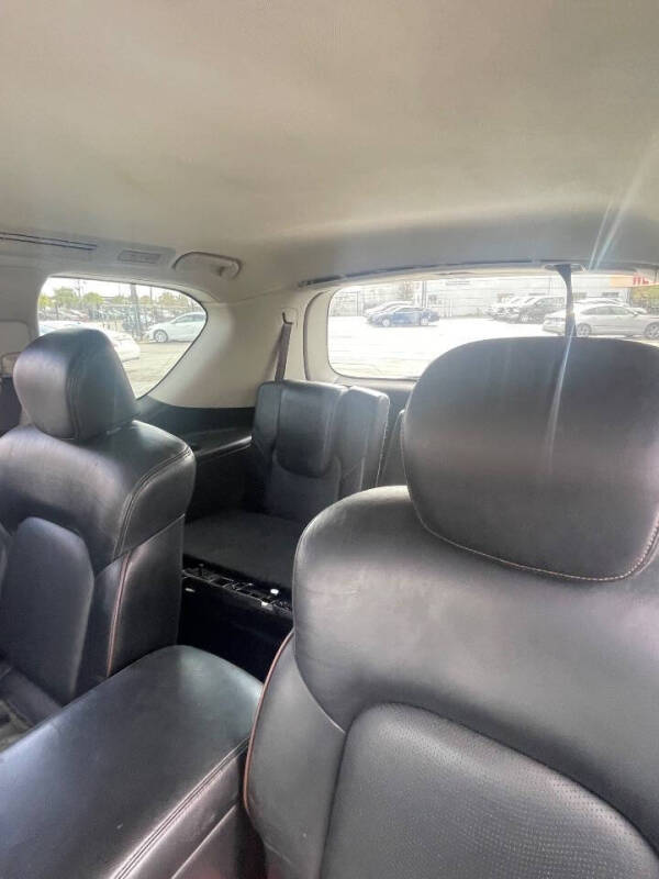 2017 Nissan Armada Platinum