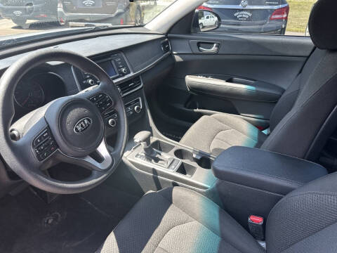 2017 Kia Optima LX