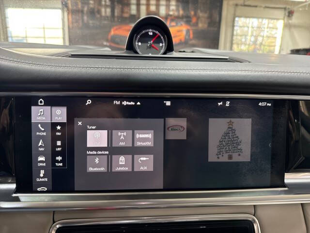 2017 Porsche Panamera