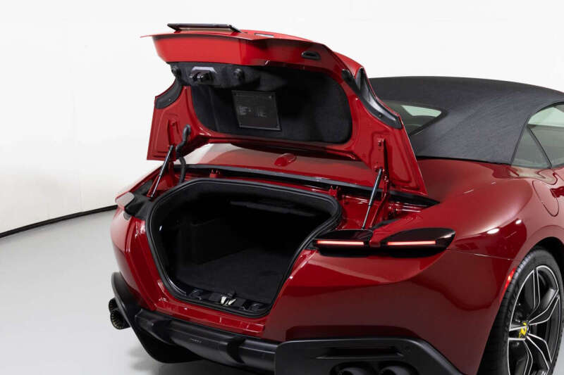 2024 Ferrari Roma Spider