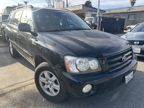 2003 Toyota Highlander for sale at LUCKY MTRS in Pomona CA