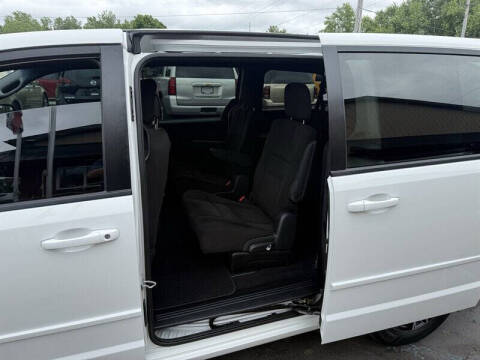 2016 Dodge Grand Caravan American Value Package