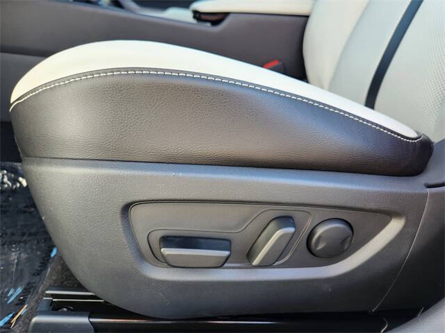 2026 Mazda CX-50 2.5 S Premium