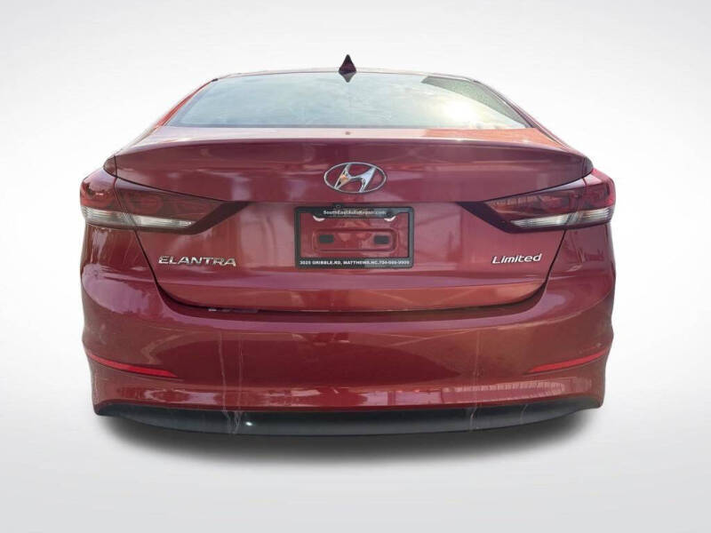 2017 Hyundai Elantra