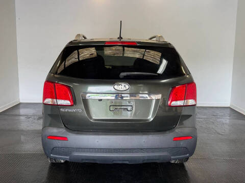 2011 Kia Sorento LX