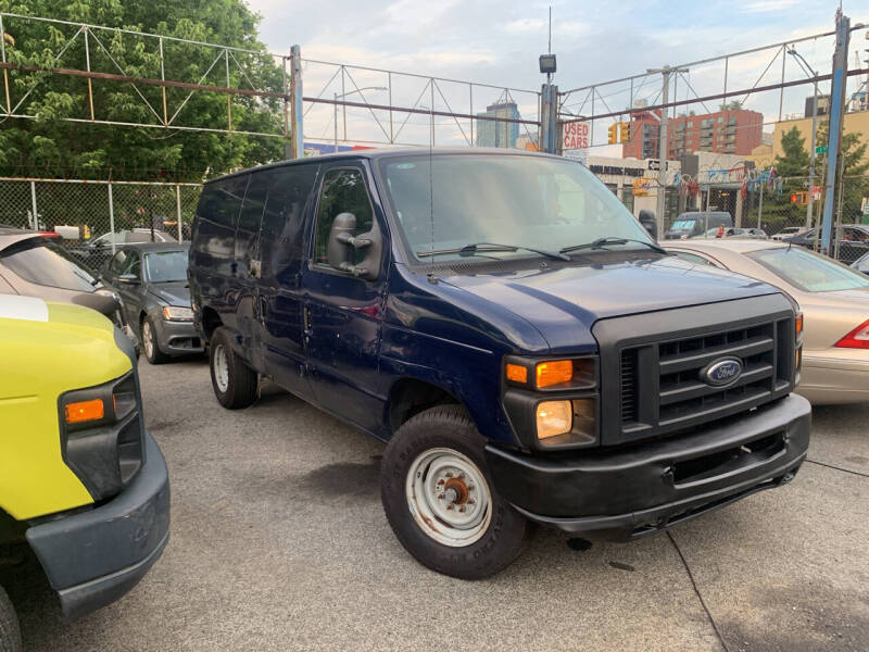 2010 Ford E-Series E-350 SD