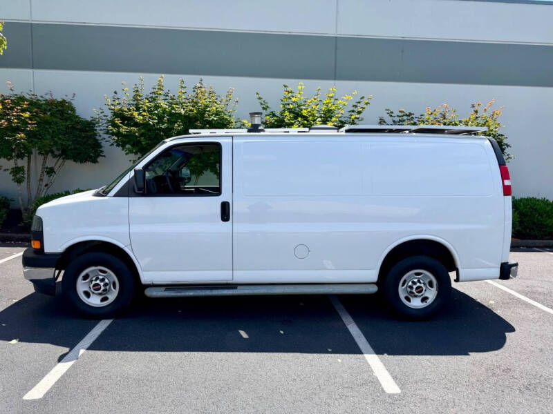 2017 GMC Savana 2500