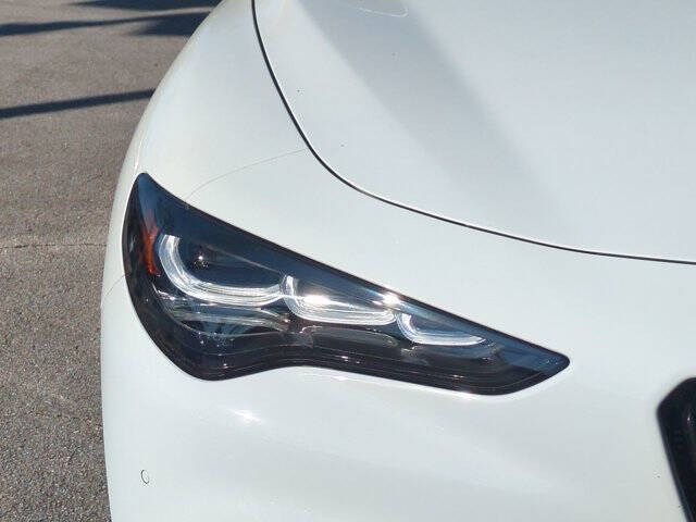 2025 Alfa Romeo Stelvio