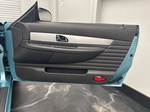 2002 Ford Thunderbird Deluxe