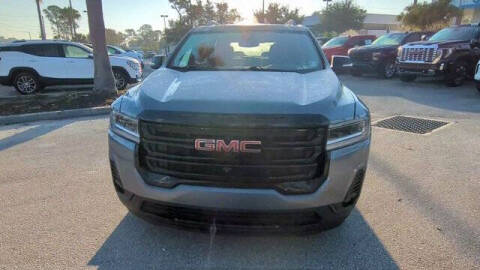 2022 GMC Acadia SLT