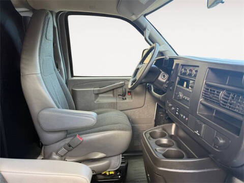 2024 Chevrolet Express 2500