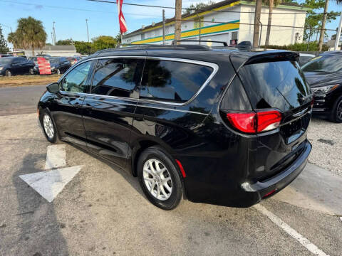2020 Chrysler Voyager LXi